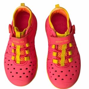 Stride Rite Made2Play Toddler Phibian Water Shoe- Size 12 or 13. Neon pink